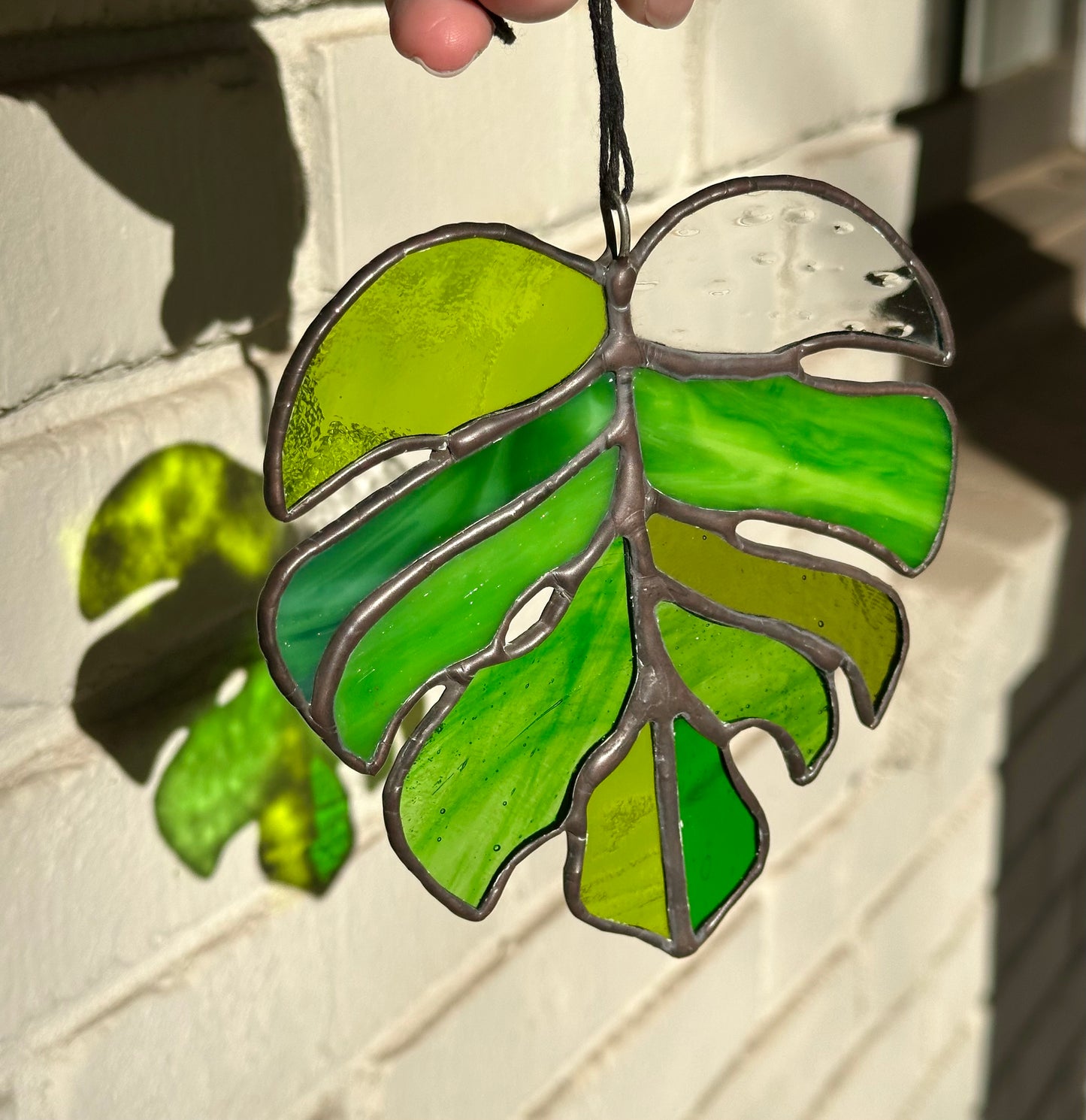 Ready to ship Stained Glass Monstera Leaf Black Patina Suncatcher Window Decoration Glass Art Plant Lover Gift