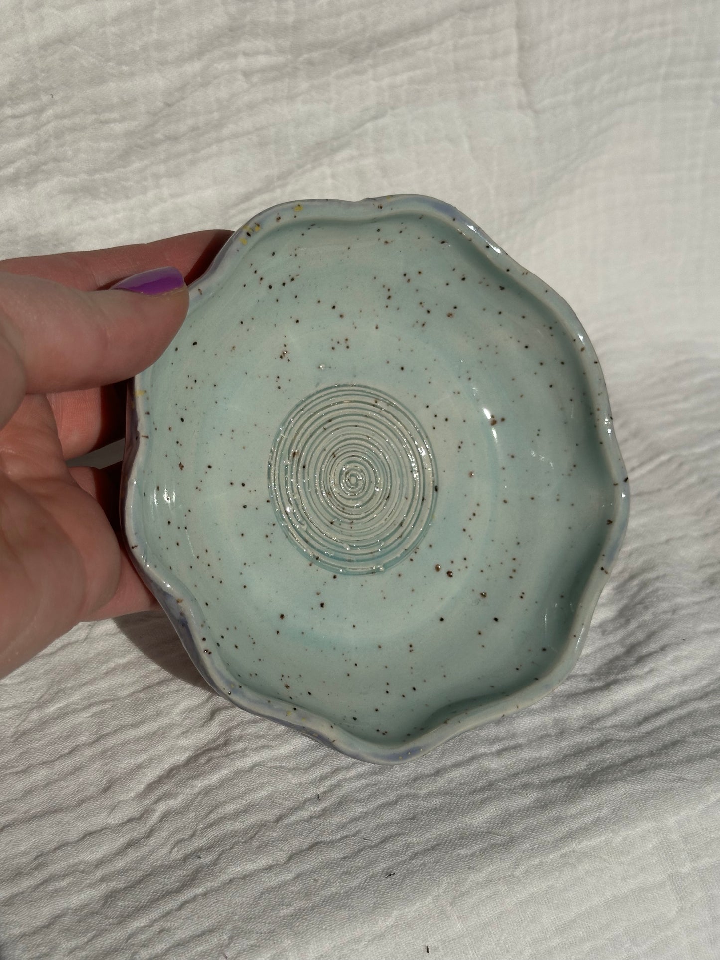 Ceramic Stoneware Purple Blue Speckled Garlic Grater Serving Pottery