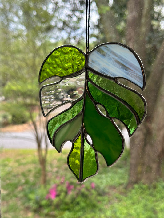 Stained Glass Monstera Leaf Black Patina Suncatcher Window Decoration Glass Art Plant Lover Gift