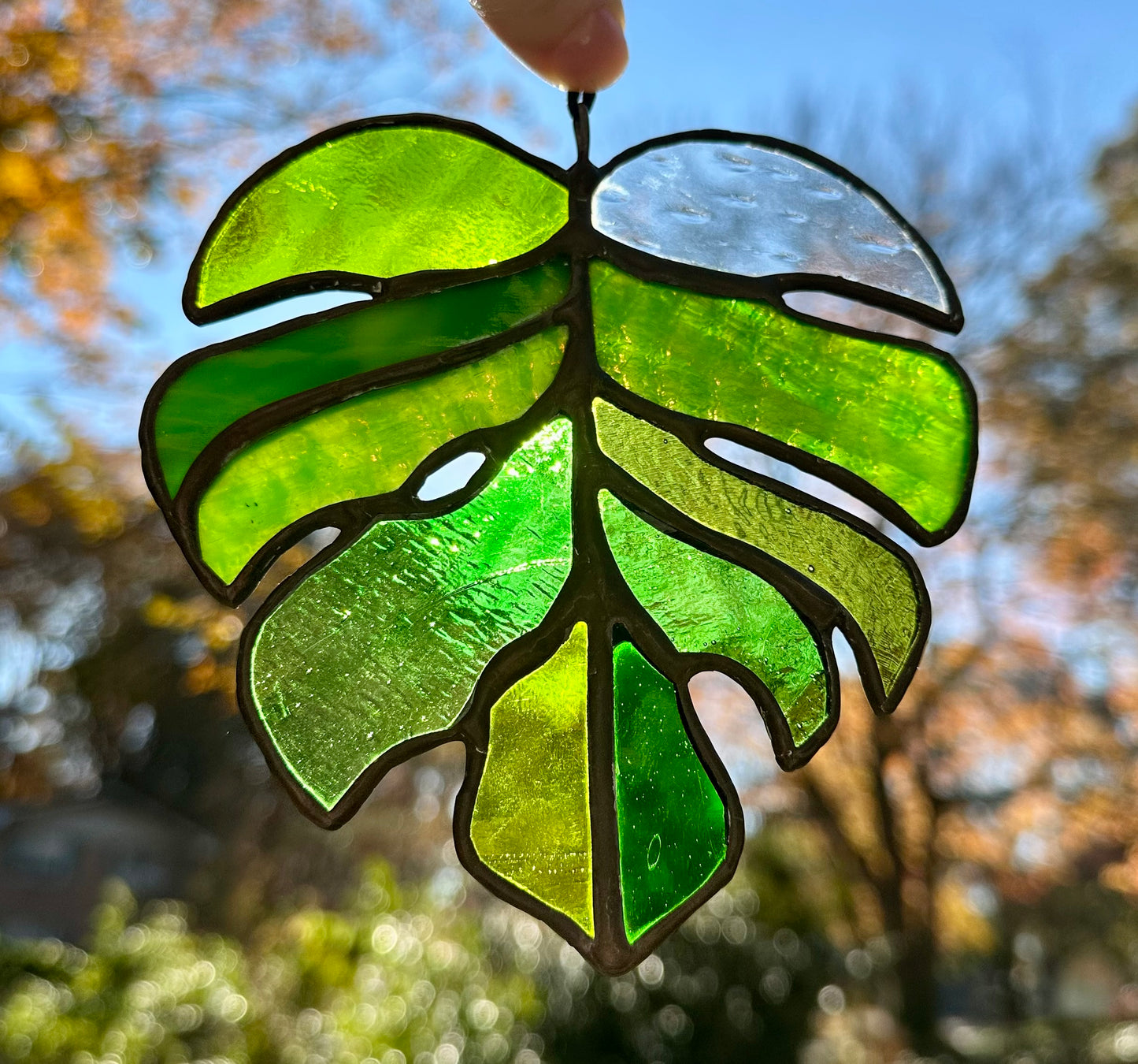 Ready to ship Stained Glass Monstera Leaf Black Patina Suncatcher Window Decoration Glass Art Plant Lover Gift