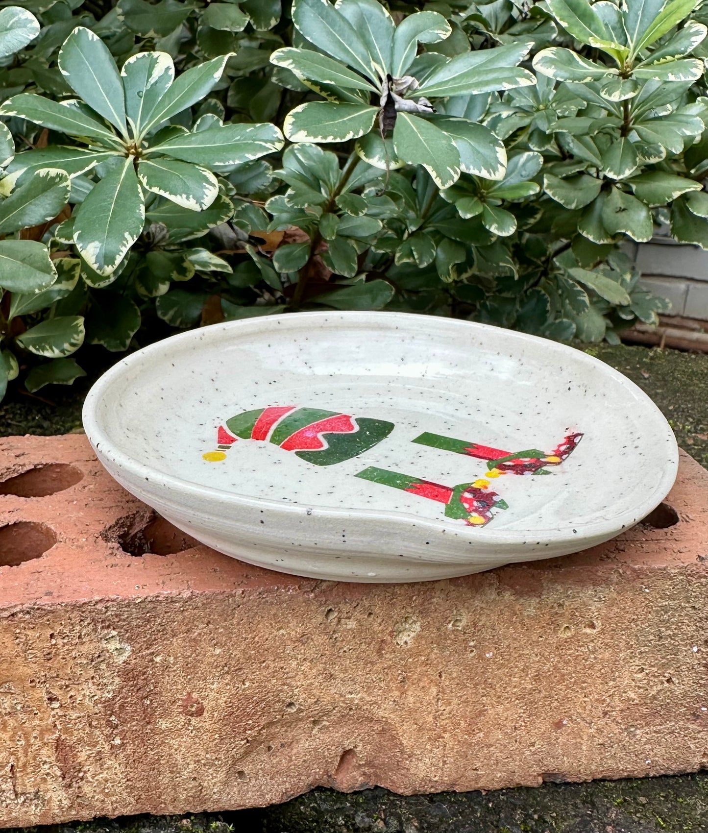 Ceramic Stoneware Elf Christmas Theme On Speckled Clay Spoon Rest Serving Pottery