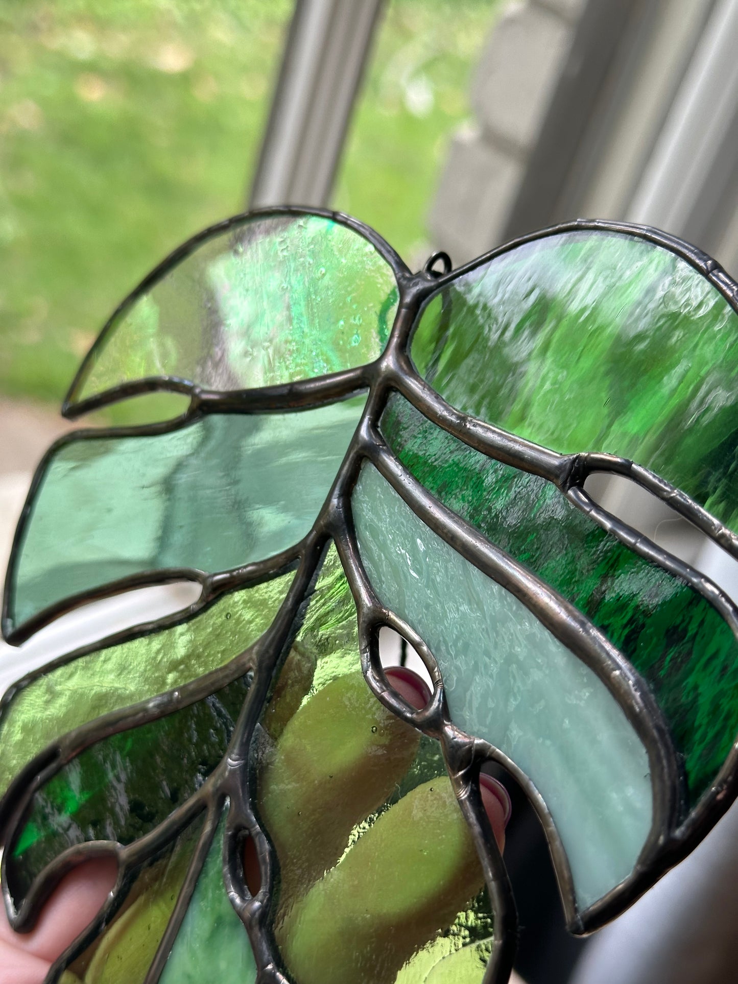 Stained Glass Monstera Leaf Black Patina Suncatcher Window Decoration Glass Art Plant Lover Gift