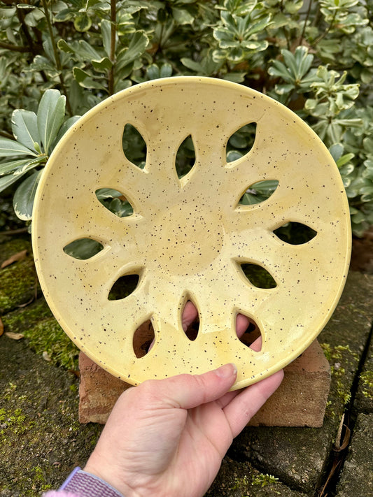 *SECOND* Ceramic Stoneware Medium Yellow Fruit Serving Display Bowl Home Decor Pottery