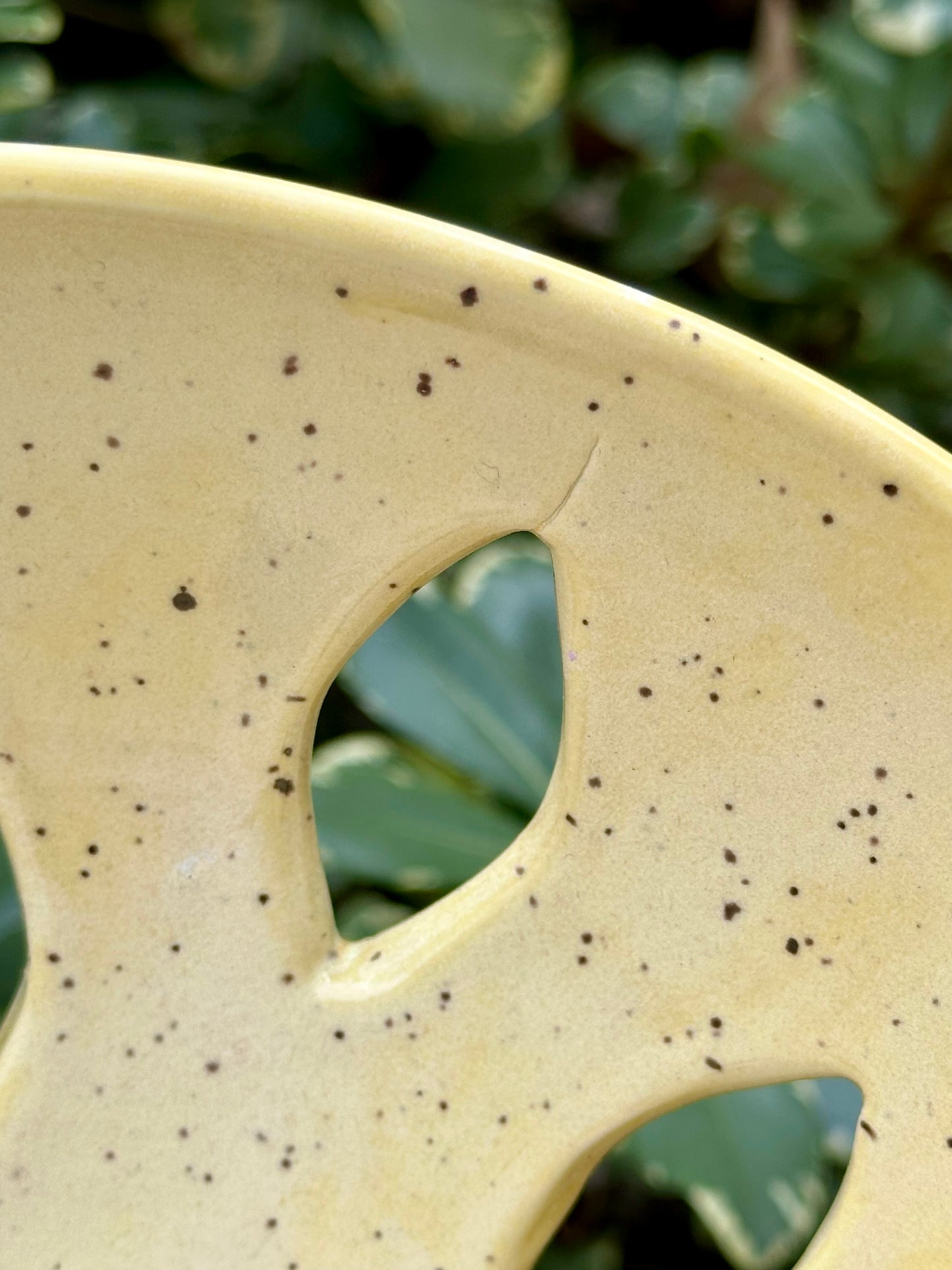 *SECOND* Ceramic Stoneware Medium Yellow Fruit Serving Display Bowl Home Decor Pottery
