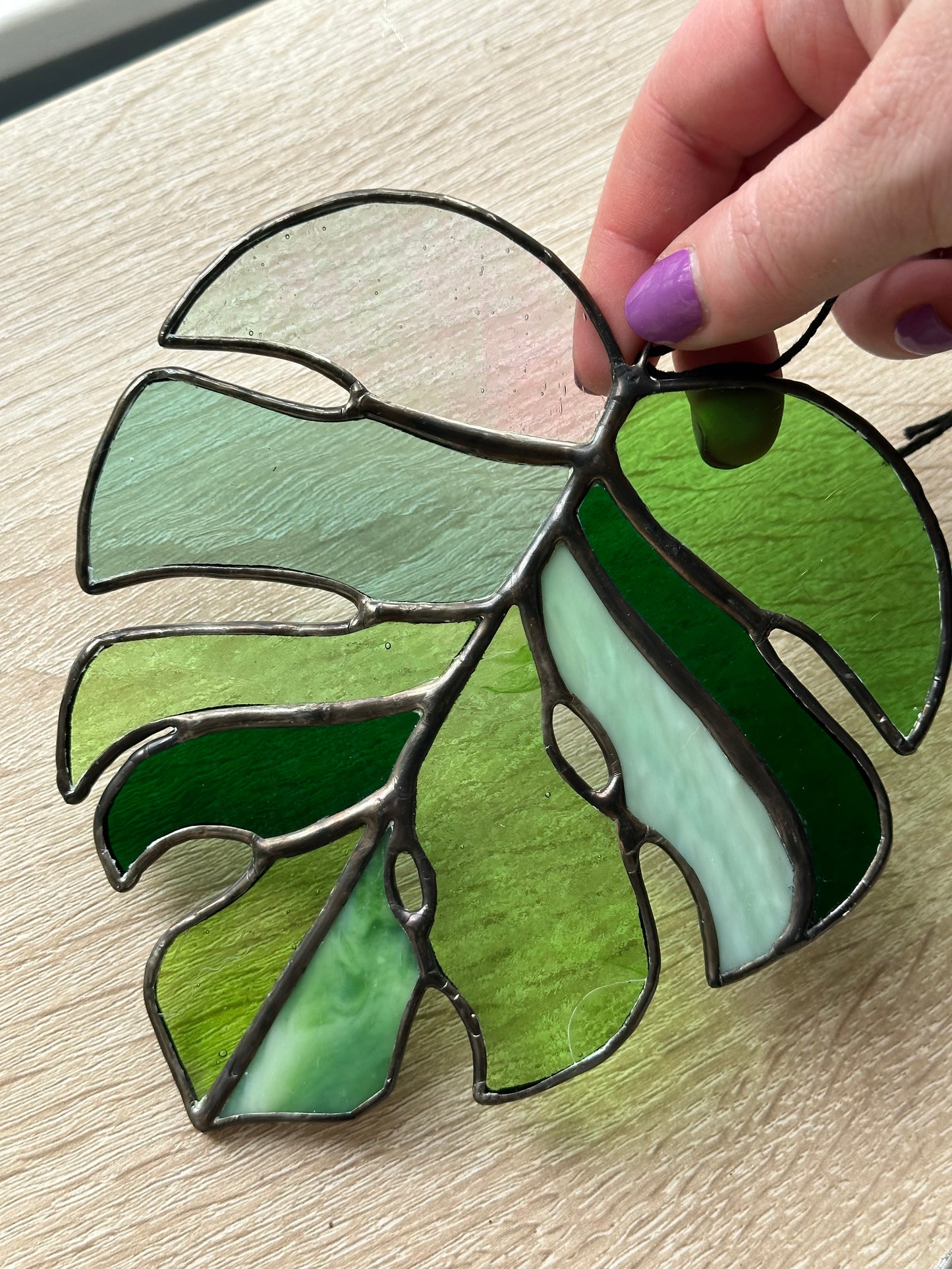 Stained Glass Monstera Leaf Black Patina Suncatcher Window Decoration Glass Art Plant Lover Gift