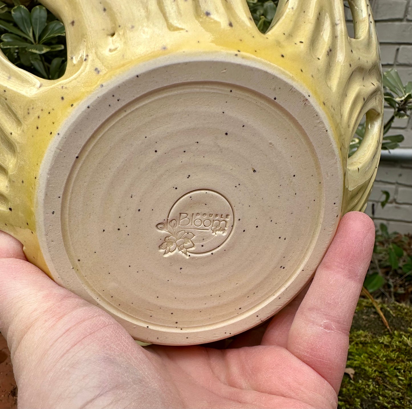 *SECOND* Ceramic Stoneware Medium Yellow Fruit Serving Display Bowl Home Decor Pottery