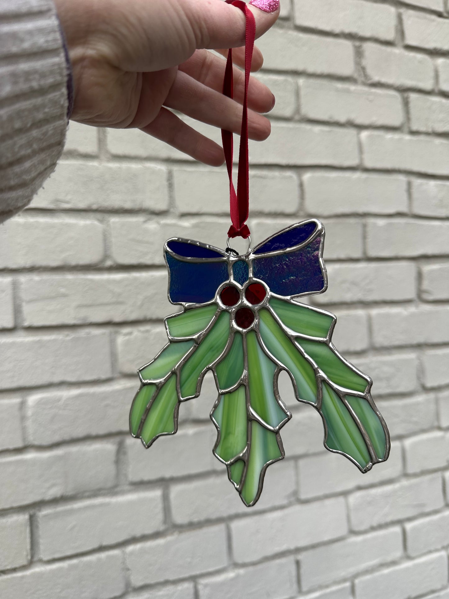 Ready to ship Stained Glass Holly Mistletoe Holiday Garland with Bow Suncatcher Window Decoration Glass Art Plant Lover Gift