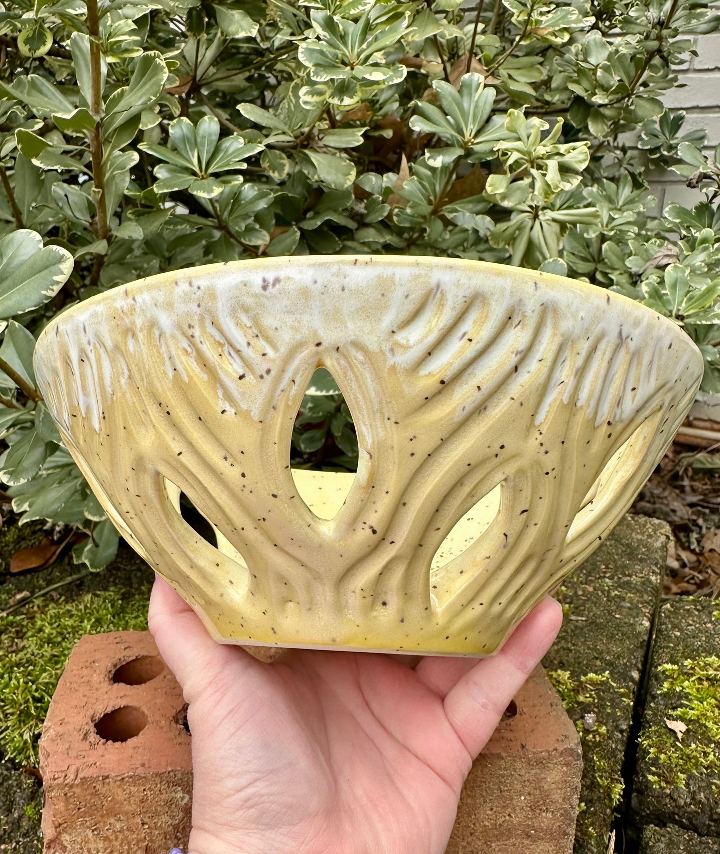 *SECOND* Ceramic Stoneware Medium Yellow Fruit Serving Display Bowl Home Decor Pottery